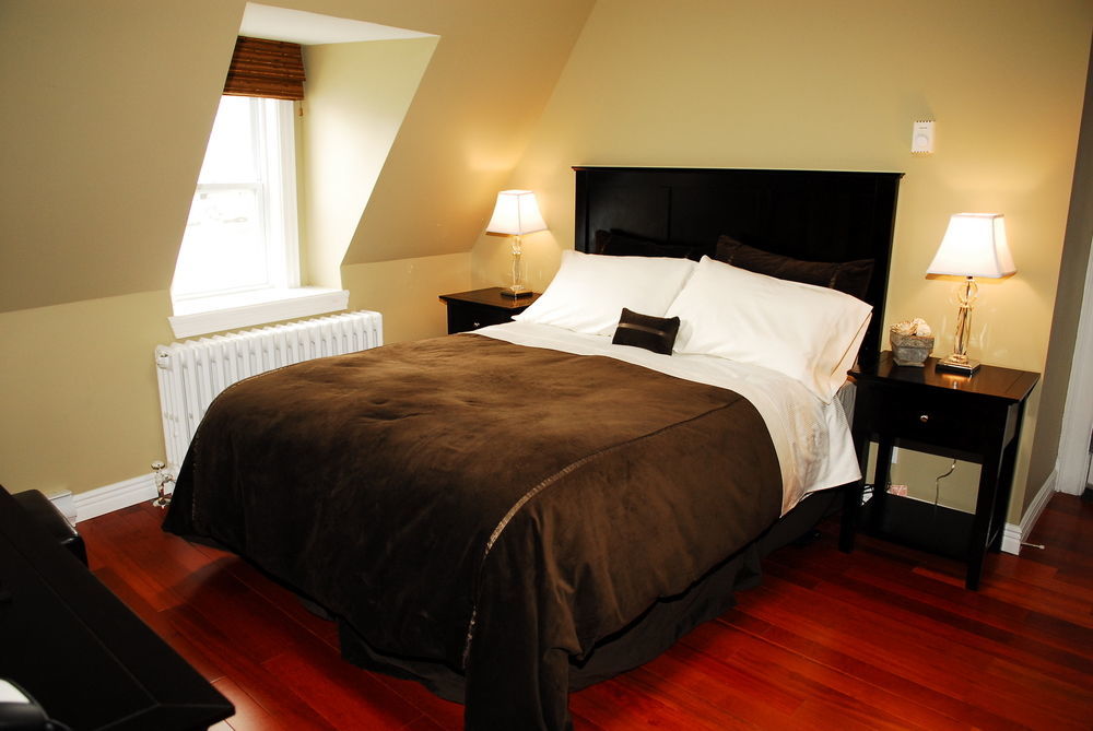 The Duckworth Inn เซนต์จอห์น ภายนอก รูปภาพ