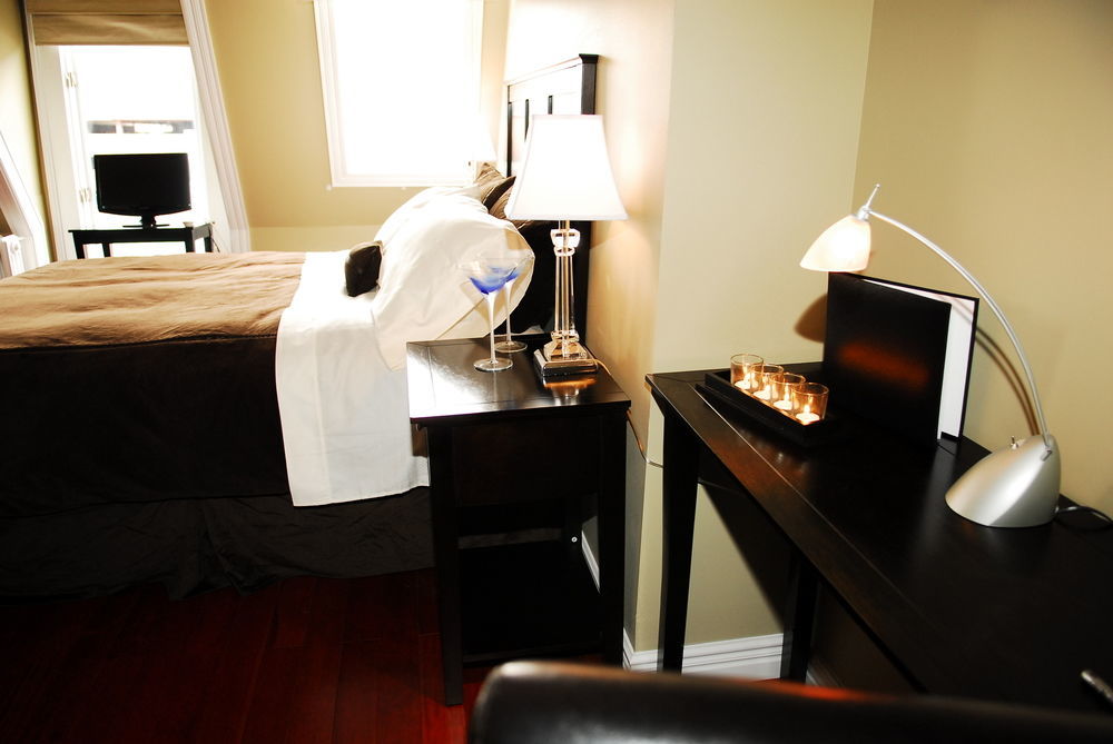The Duckworth Inn เซนต์จอห์น ภายนอก รูปภาพ