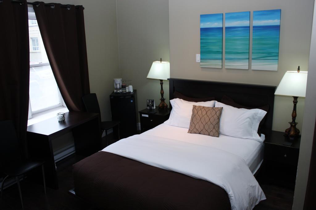 The Duckworth Inn เซนต์จอห์น ภายนอก รูปภาพ