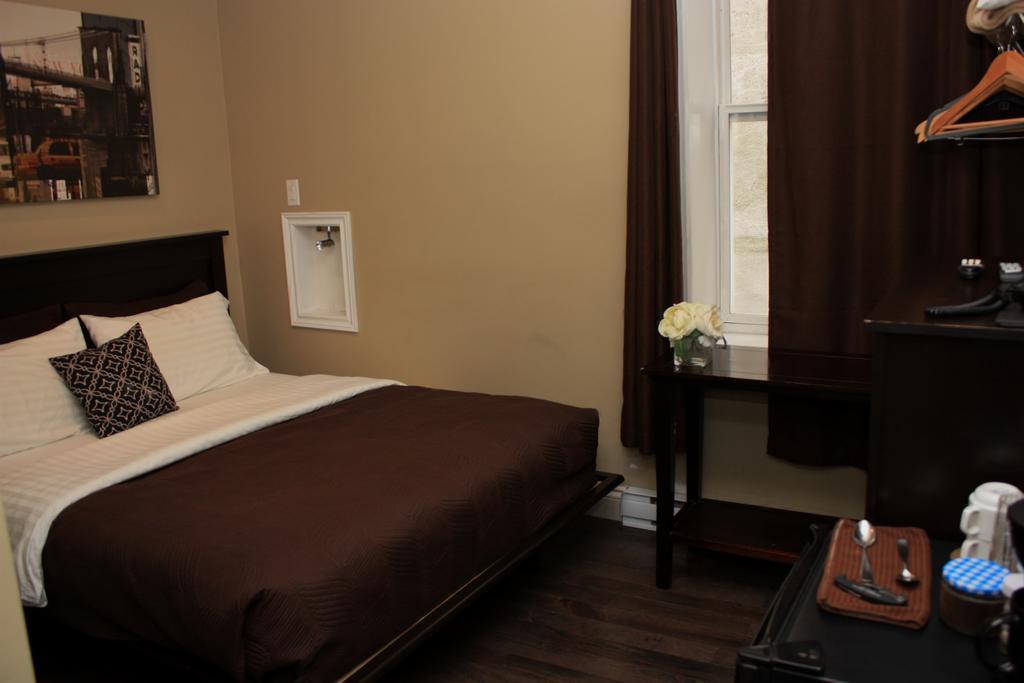 The Duckworth Inn เซนต์จอห์น ภายนอก รูปภาพ