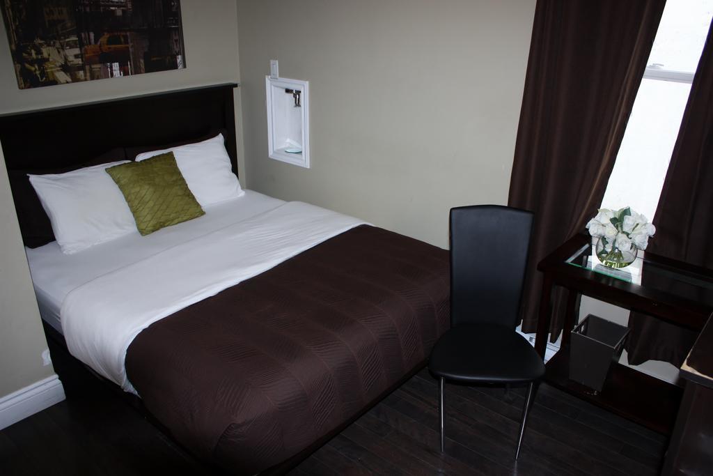 The Duckworth Inn เซนต์จอห์น ภายนอก รูปภาพ
